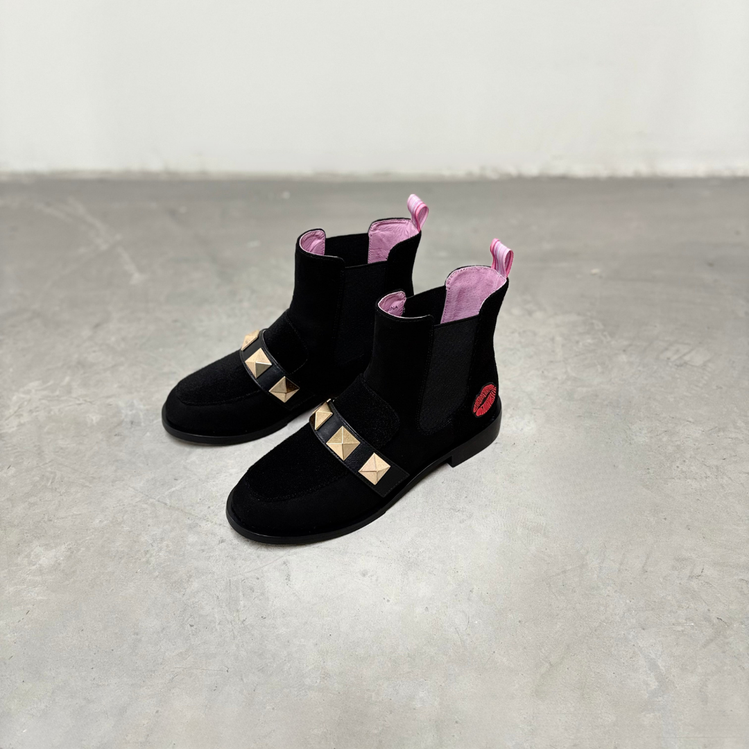 DOWNTOWN Stick-On Boots Set