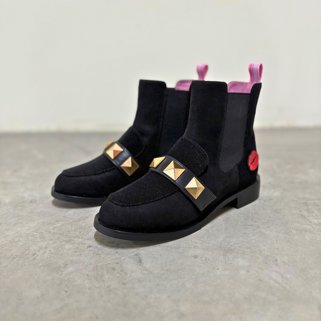 DOWNTOWN Stick-On Boots Set