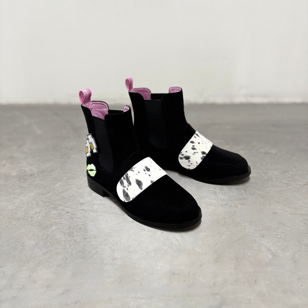 ENDLESS LOVE Stick-On Shoe Set