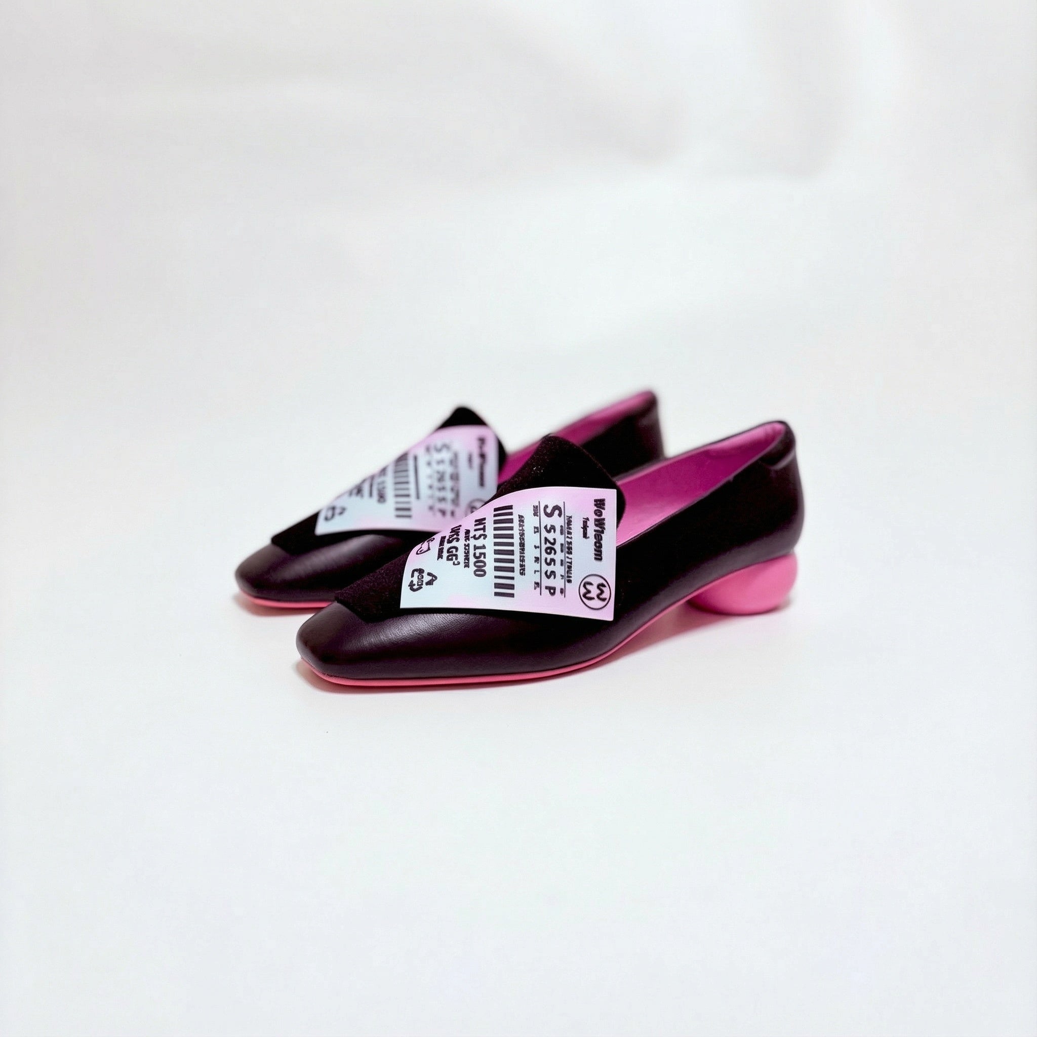 MATERIAL WORLD Stick-On Shoe Set