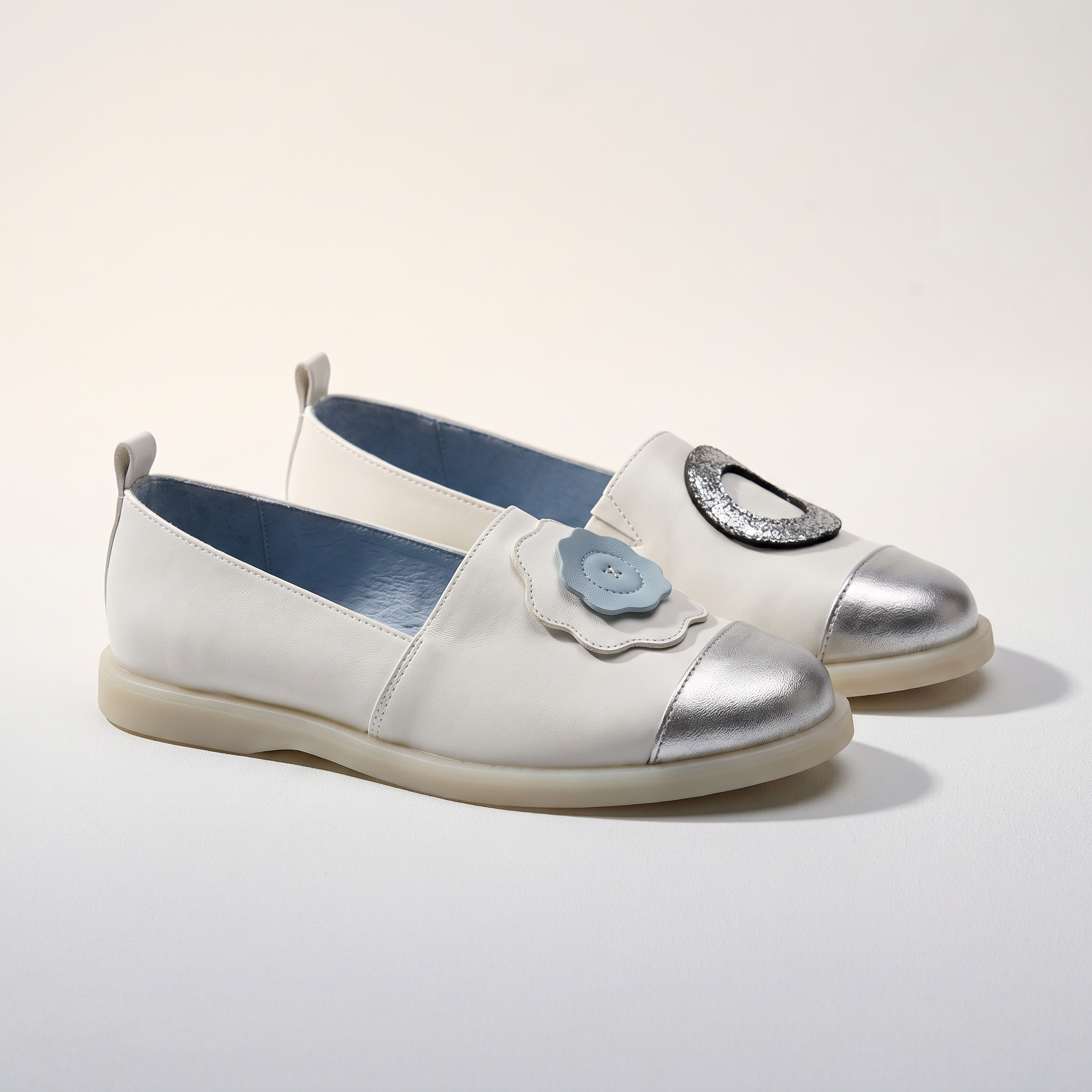 Moonwalk Lambskin Stick-On Shoes · Silver Frost  Custom Value Set