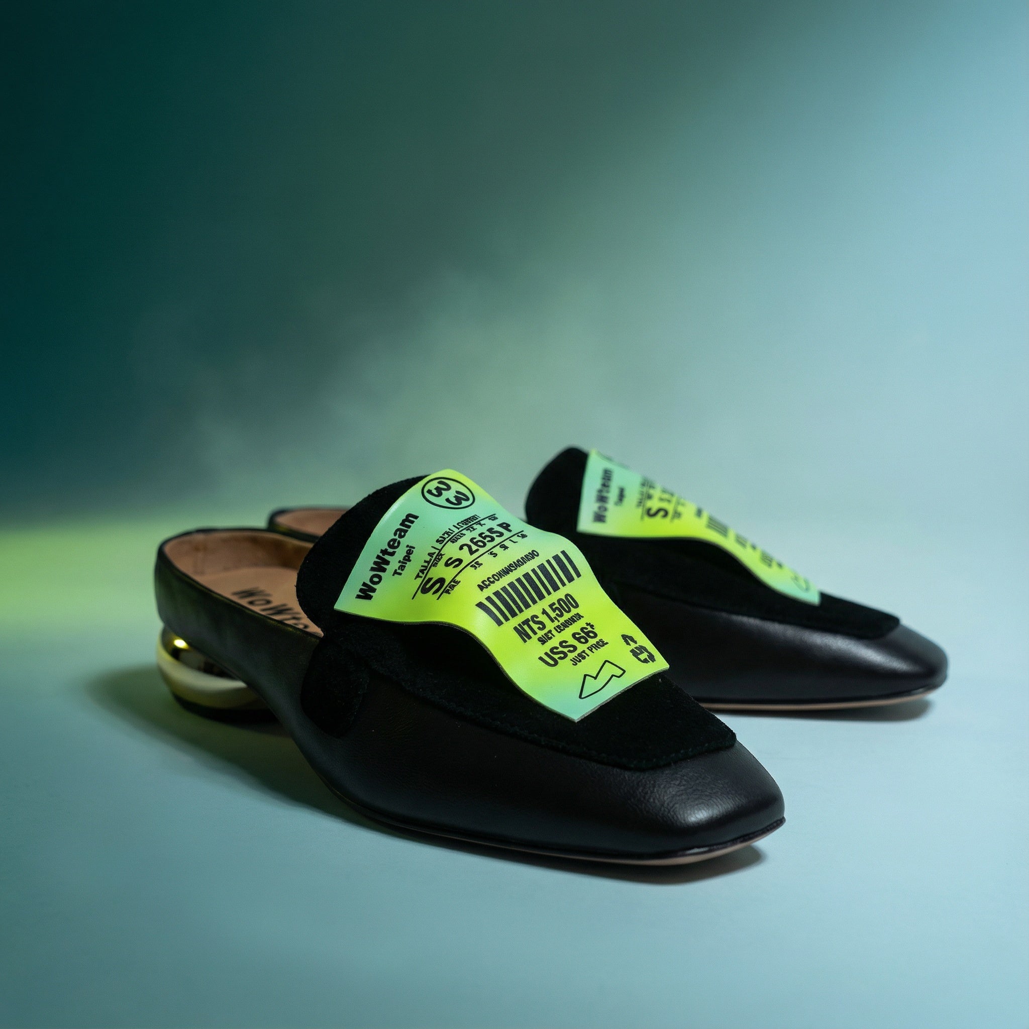 MATERIAL WORLD Stick-On Shoe Set